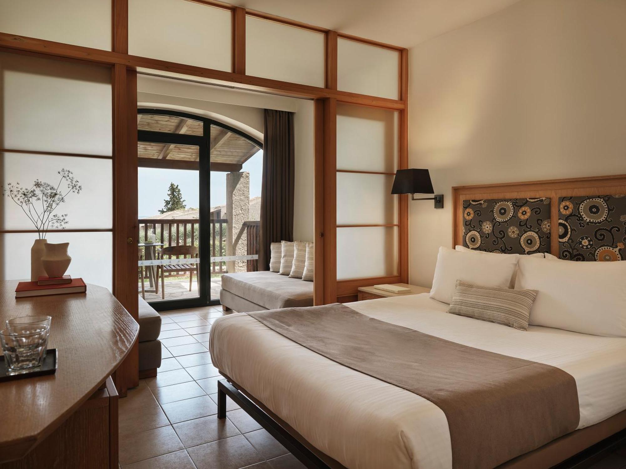 Aeolos Resort 4*